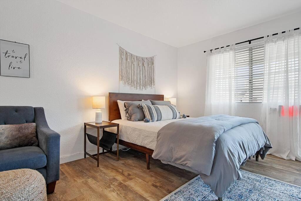 Couples Studio 1 W Full Kitchen Leilighet Oakhurst Eksteriør bilde